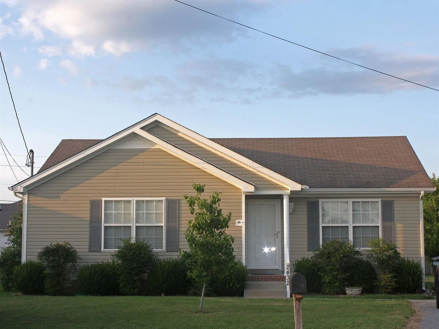 2432 Plymouth Ct, Murfreesboro