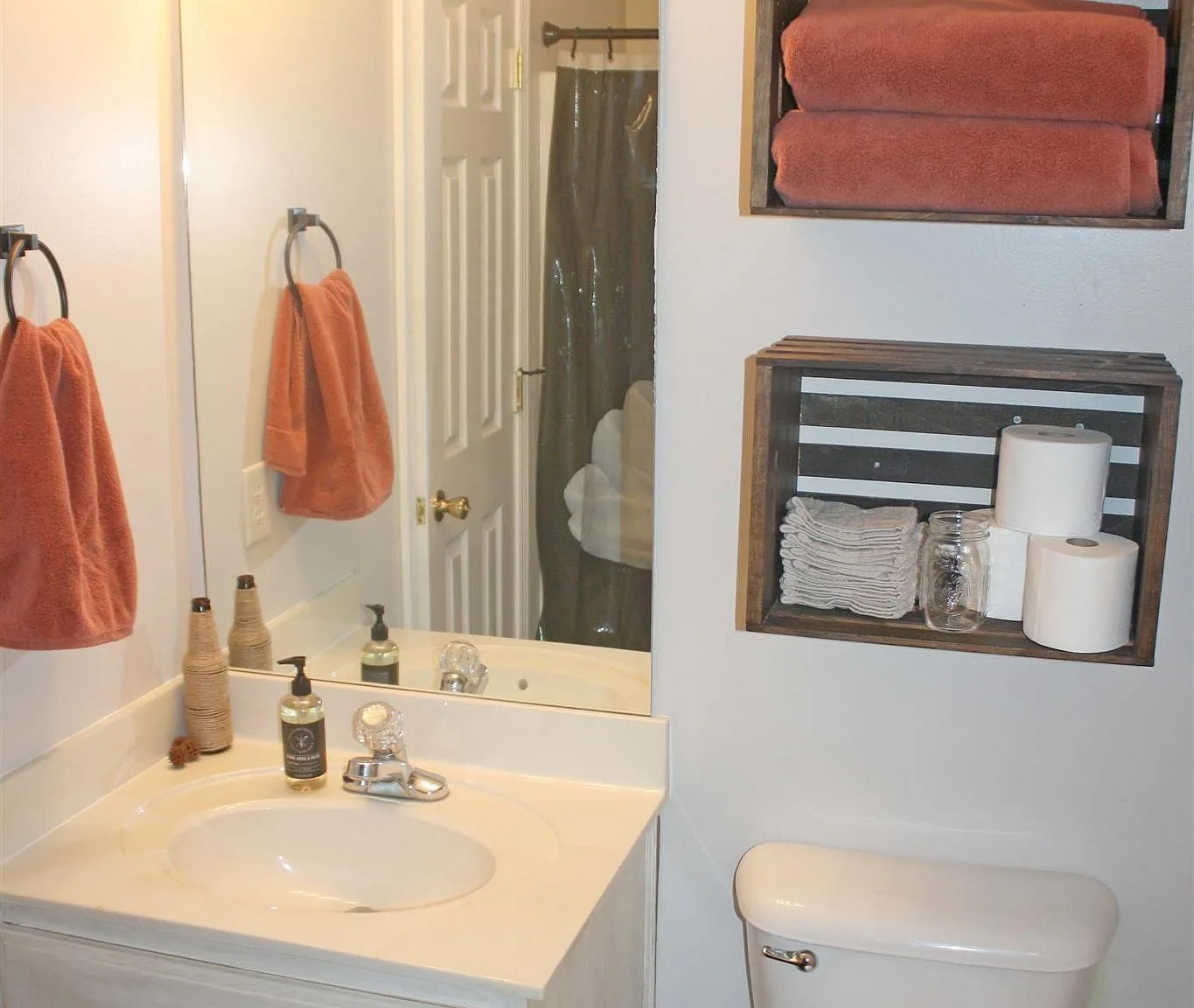 2432 Plymouth Ct, photo 7