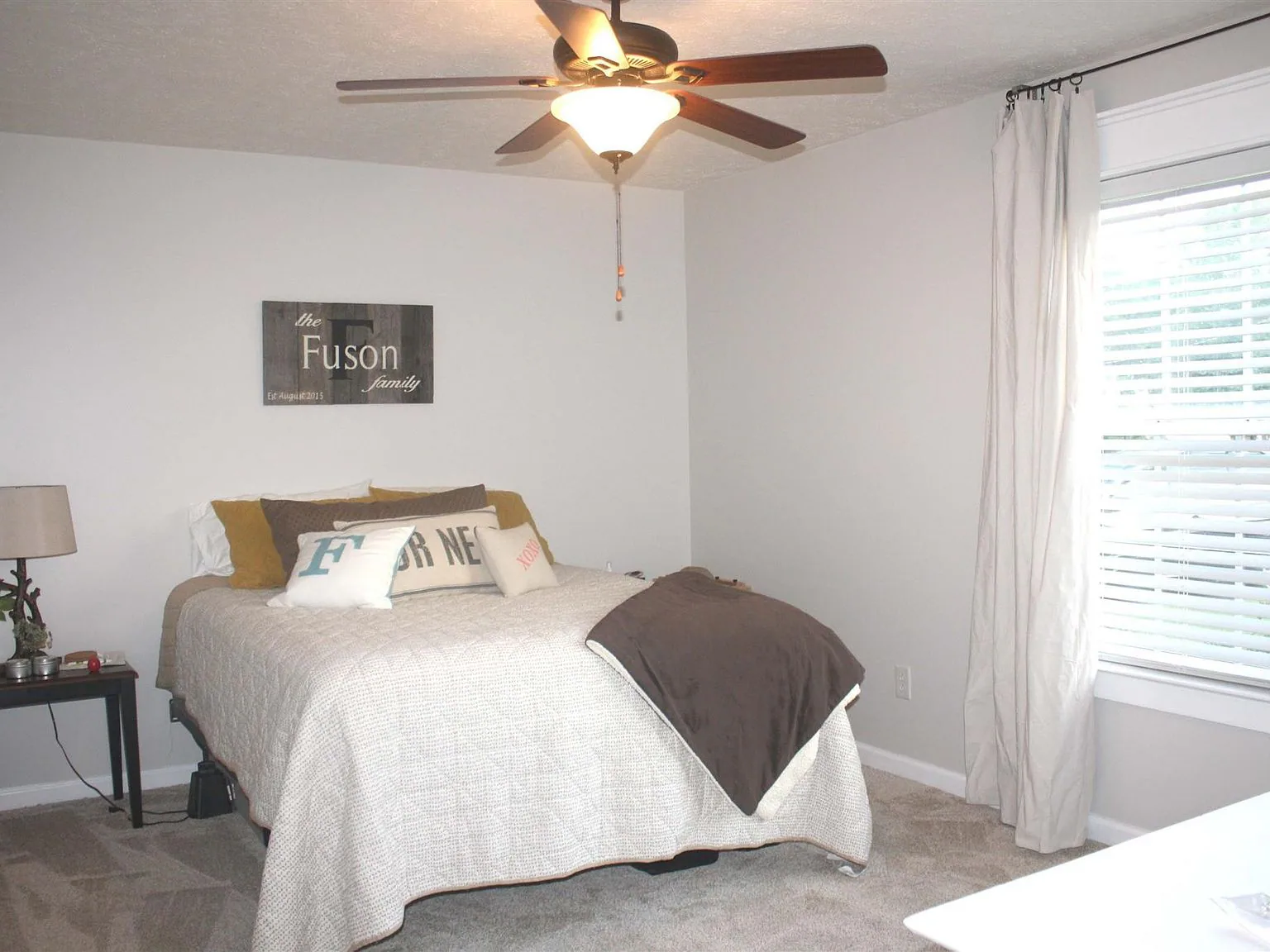 2432 Plymouth Ct, photo 8