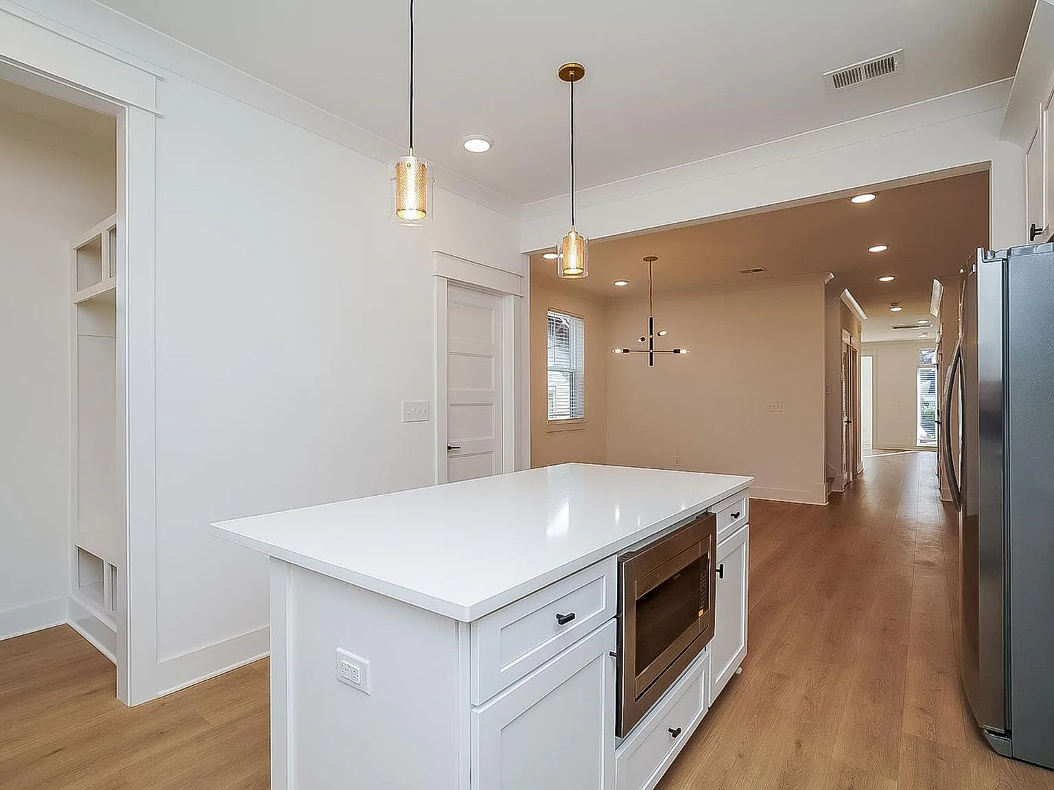 320 Leafland Ave, photo 9