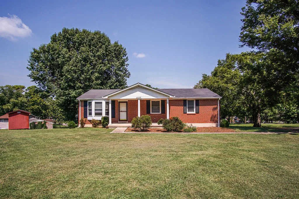 2107 Wedgewood Dr, Columbia