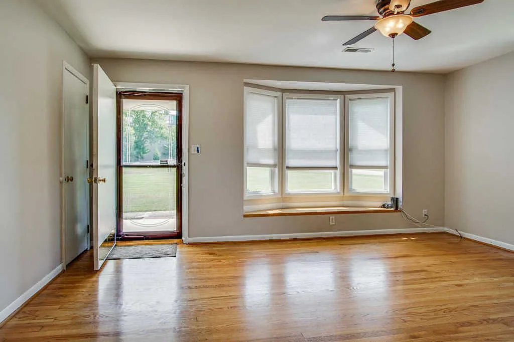 2107 Wedgewood Dr, photo 5