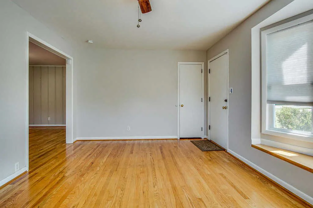 2107 Wedgewood Dr, photo 7
