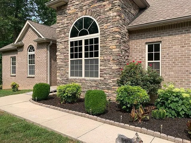 1013 Ballew Cir, photo 2