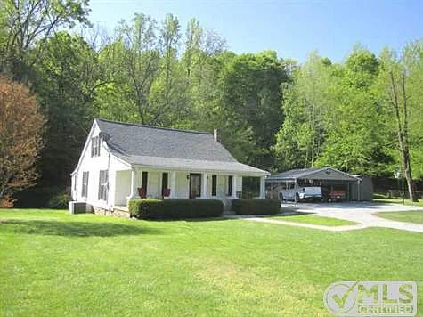 5837 Minor Hill Hwy, Goodspring