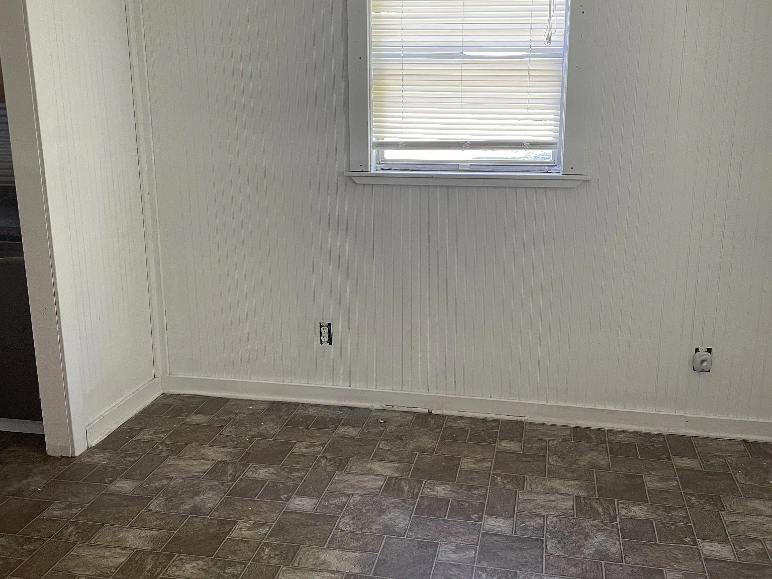 296 Blue Bird Rd, photo 9