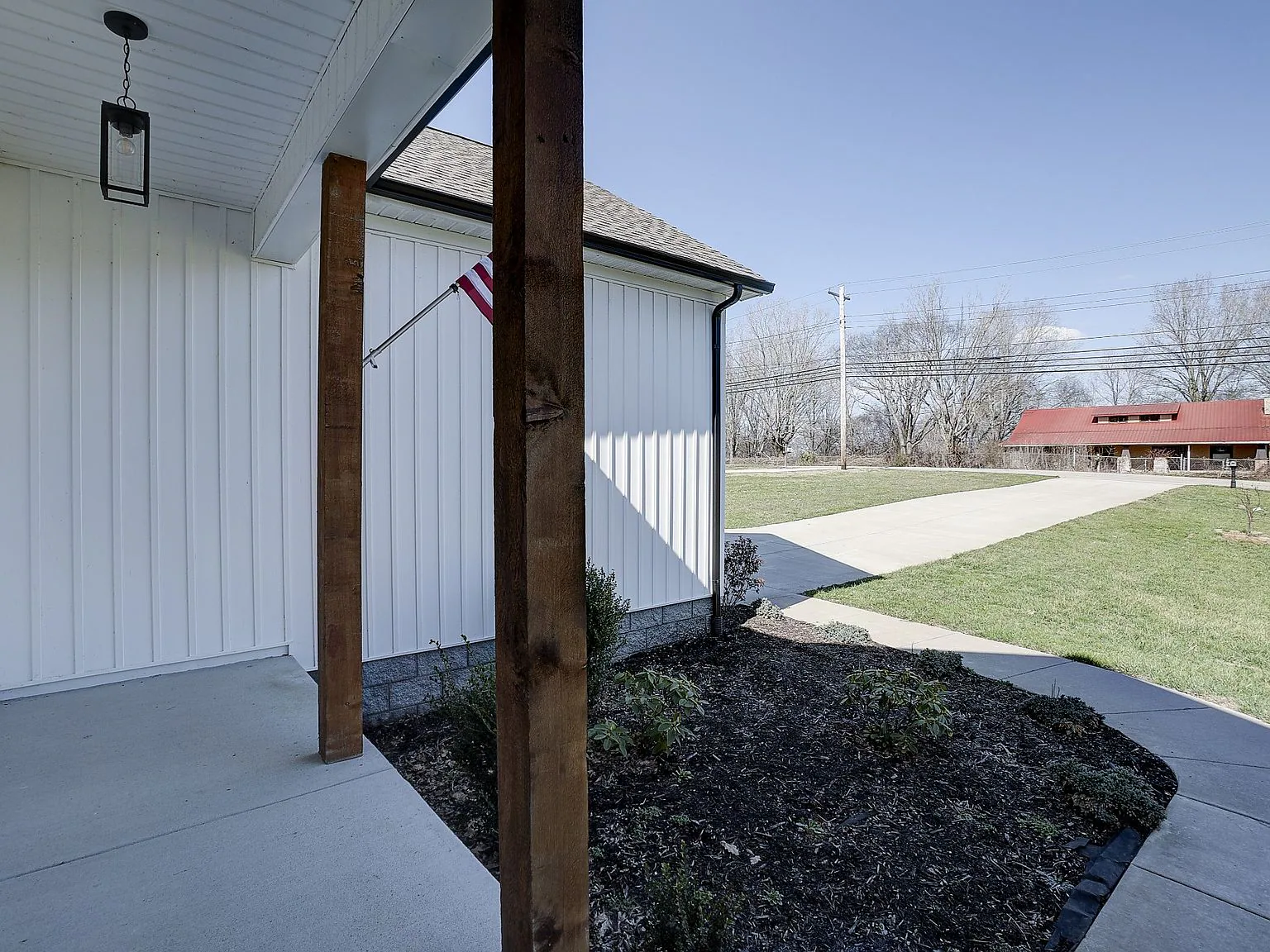 1058 Mapleash Ave, photo 3