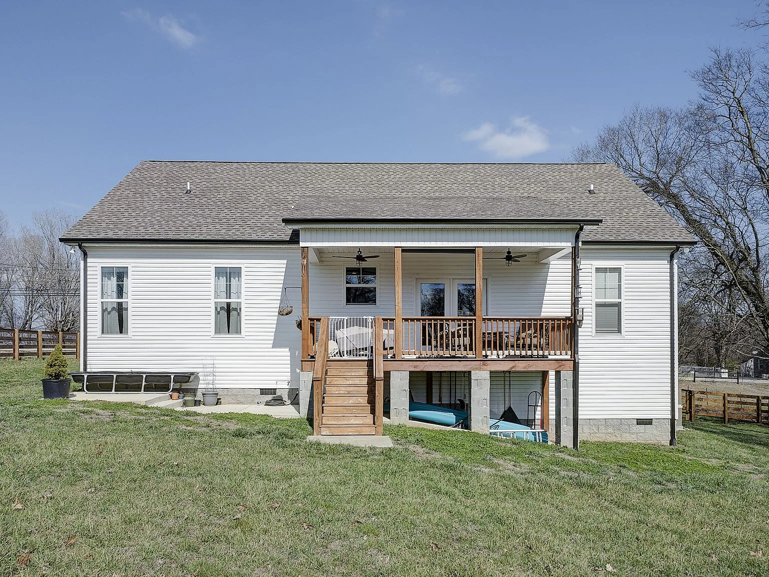 1058 Mapleash Ave, photo 5