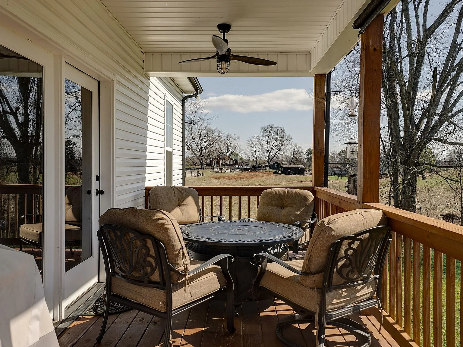 1058 Mapleash Ave, photo 8